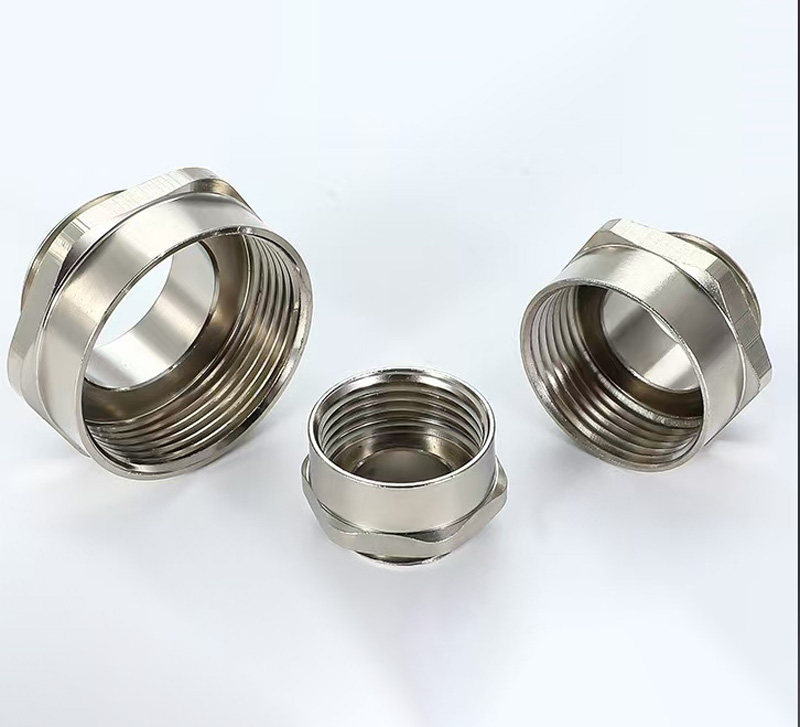 Metal expanding adaptor
